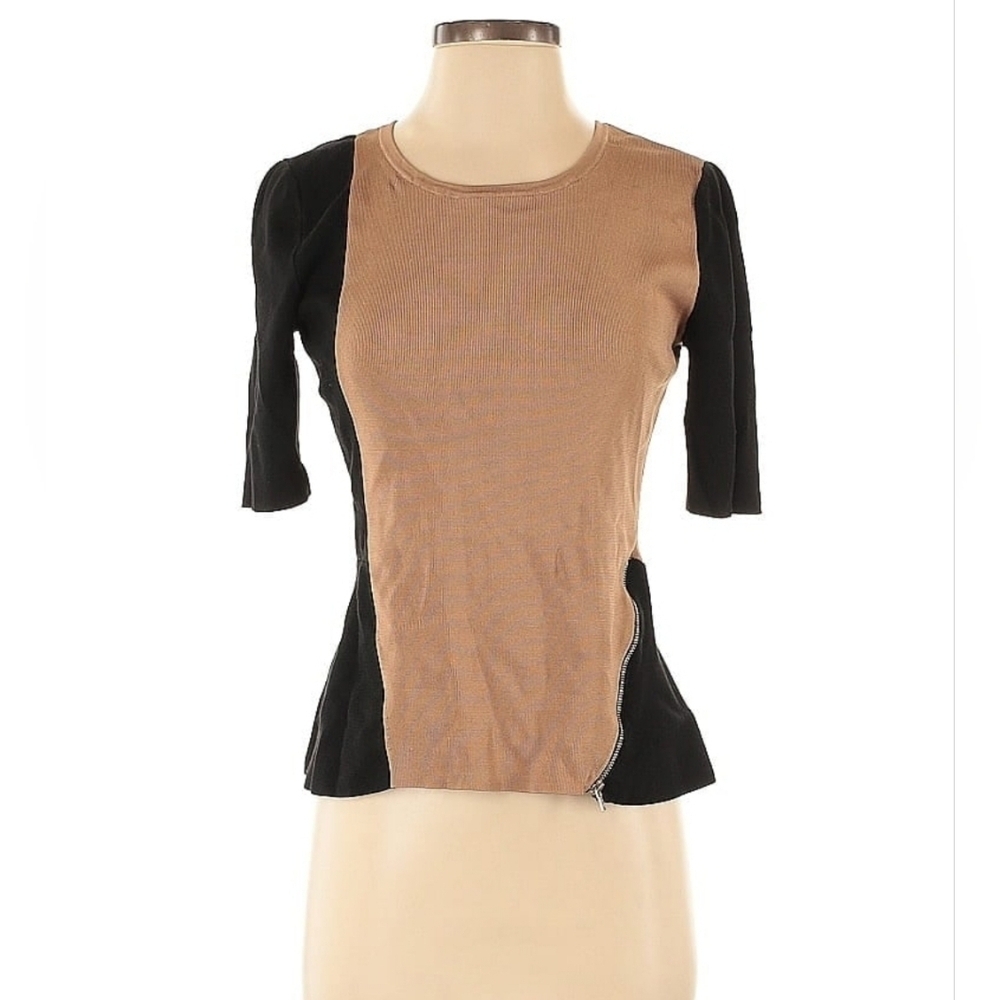 White House Black Market Black and Tan Top Small